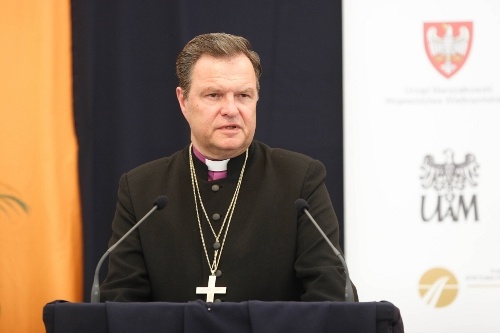 Biskup Janusz Jagucki