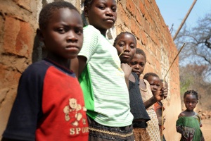 HRW oskarża Kenię o rekrutowanie dzieci