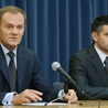 Premier Donald Tusk i Jacek Kapica