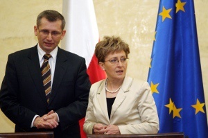  Minister sprawiedliwości Krzysztof Kwiatkowski  i pełnomocnik rządu ds. równego traktowania, minister Elżbieta Radziszewska