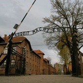 Franciszek odwiedzi były obóz Auschwitz
