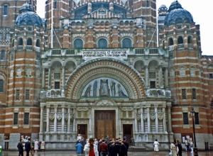 Londyn: byli anglikanie na bruku