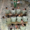 Dostali modlitewniki wojskowe