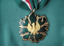 Medal Gloria Artis