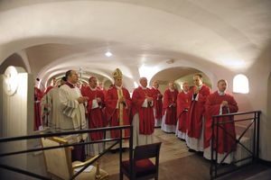 Abp R. Fisichella: Krzyk bólu Kościoła