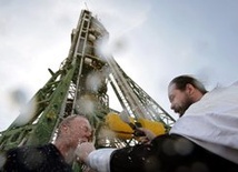 Sojuz dotarł na Stację Kosmiczna