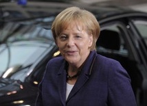  Marszałek spotkał się z Merkel w Moskwie