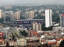 Katowice: Wypadek karetki zablokował ruch
