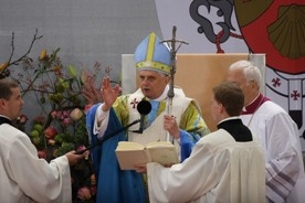 „Honorowy prymat” papieża w chrześcijaństwie?