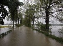 Szef MSWiA jedzie na tereny dotknięte powodzią