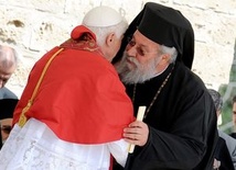 Chryzostom II apeluje do papieża o pomoc