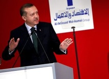 Turecki premier liderem muzułmanów?