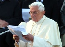 Benedykt XVI: Bóg jest źródłem życia