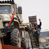 Libia: Kto ostrzelał Adżdabiiję?