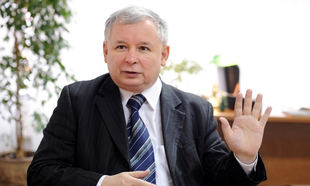 Kaczyński: Wpisać Boga do Konstytucji