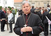 bp Henryk Tomasik