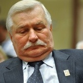 Lech Wałęsa będzie musiał poleżeć