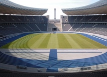 Berlin:  Benedykt XVI na Stadionie Olimpijskim 