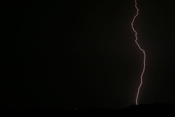 Śląskie: Burze uszkodziły linie energetyczne