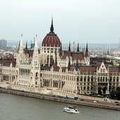 Rośnie presja UE na Węgry