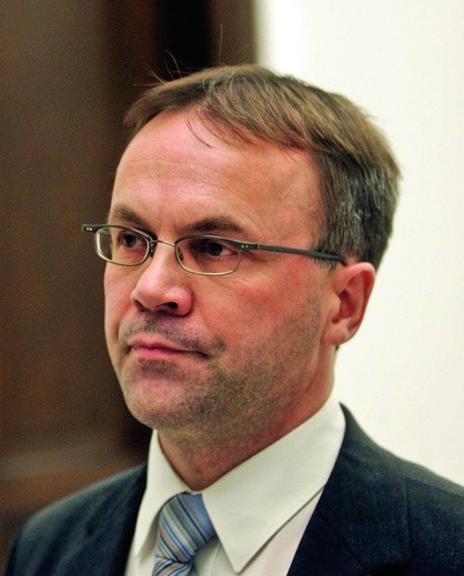 Jarosław Sellin jest politykiem PiS.