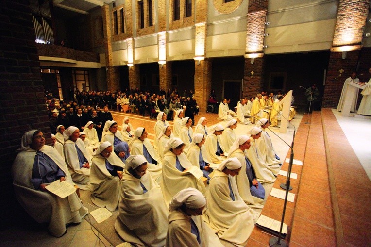 Uroczysta konsekracja kościoła odbyła się 2 października.