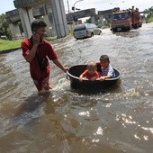 Ponad 500 ofiar powodzi