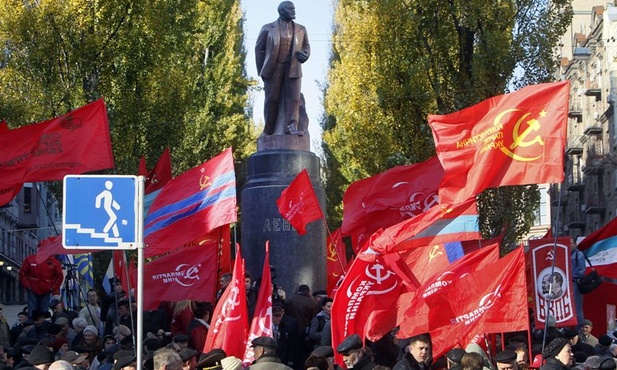 Ukraina: Maszerowali z Leninem