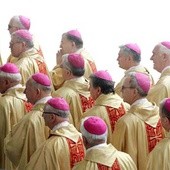 Jak wybierają biskupi?