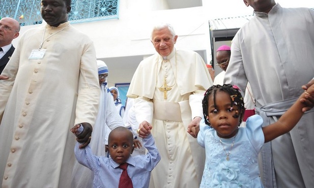 Papież wezwał Benin do ewangelizacji