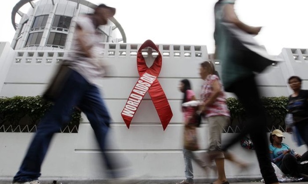Watykan apeluje o pomoc dla ofiar HIV/AIDS