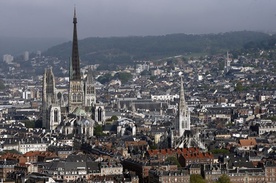 Paryż: episkopat debatował z rządem o świeckości