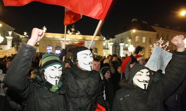 Przeciwnicy ACTA dalej protestują