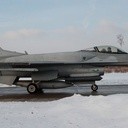 F-16 na lotnisku w Łasku