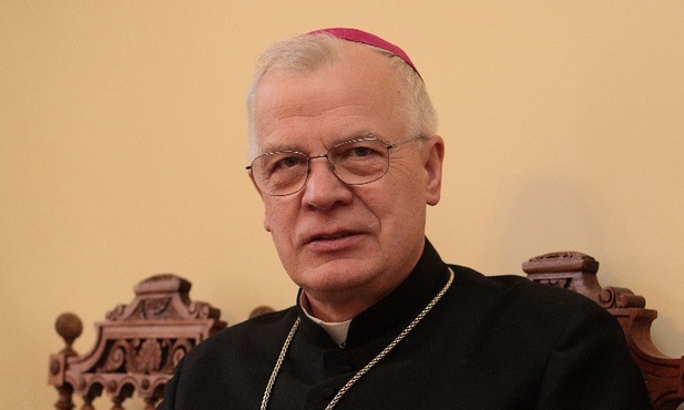 Abp Michalik: Kościół jest dziś planowo atakowany