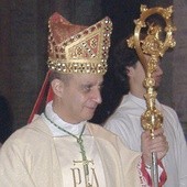 Abp Fisichella: Ruchy charyzmatyczne to owoc soboru