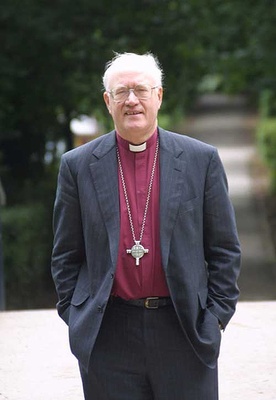 Były arcybiskup Canterbury, lord George Carey
