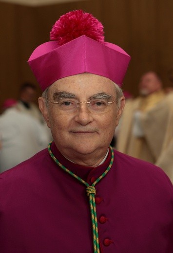 abp Henryk Hoser