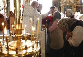 Rosja: nie słabnie poparcie dla Cerkwi