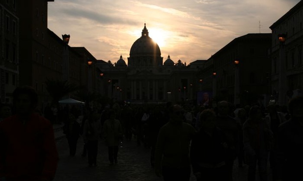 Kardynał o skandalu w Watykanie