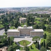 Papież przy trumnie polskiego zakonnika