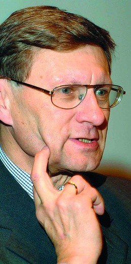 Prezes NBP Leszek Balcerowicz uspokaja ...