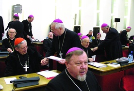 Biskupi o formacji