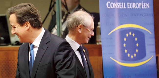 Drogi unijnych przywódców rozchodzą się coraz bardziej. Na zdjęciu Herman van Rompuy i David Cameron  – szef Rady Europejskiej i brytyjski premier reprezentują odmienne wizje integracji. 