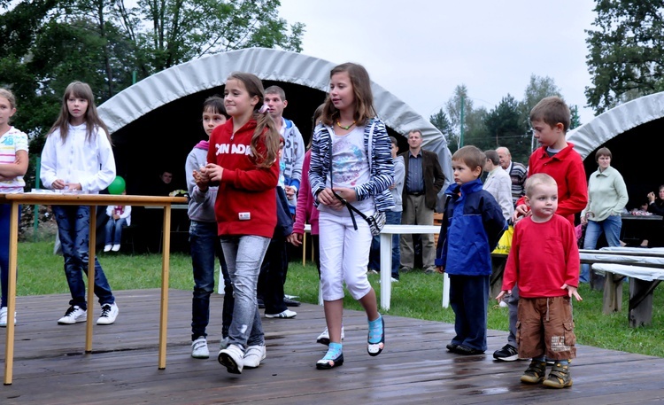 Festyn Charytatywny Caritas w Dąbrowie Tarnowskiej