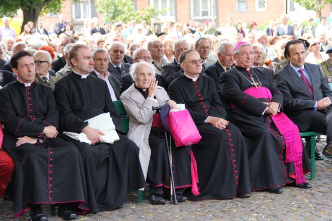 Uroczystości pod Pomnikiem Obrońców Poczty Polskiej w Gdańsku