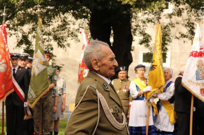 Uroczystości pod Pomnikiem Obrońców Poczty Polskiej w Gdańsku