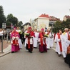 Biskupi obu diecezji na czele procesji na cieszyńskim moście Przyjaźni