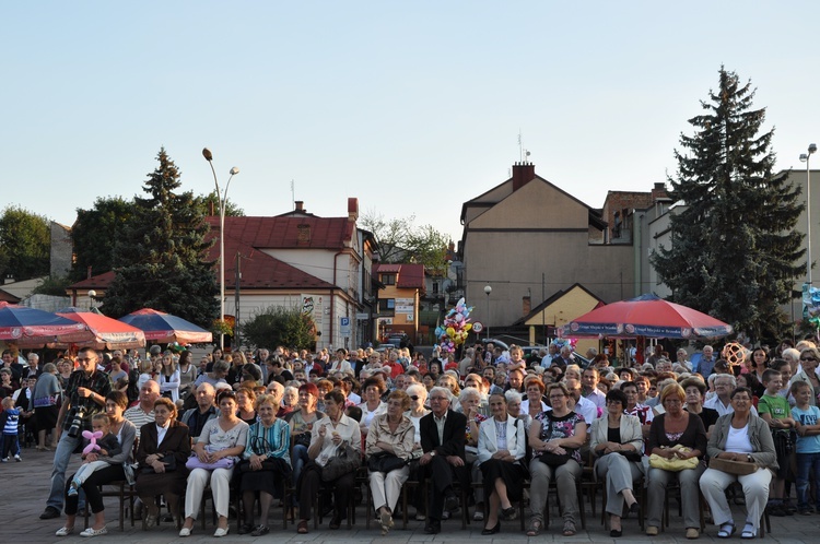 XI Diecezjalne Święto Chleba