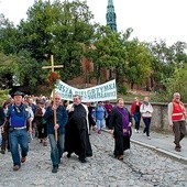 Pielgrzymi kultywują dawne pątnicze tradycje